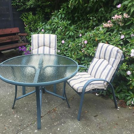 Davidsons Luxury Homestay Lower Hutt Bagian luar foto